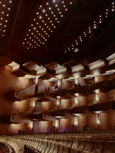 Operos ir baleto teatro salės interjeras. Iš šeimos archyvo