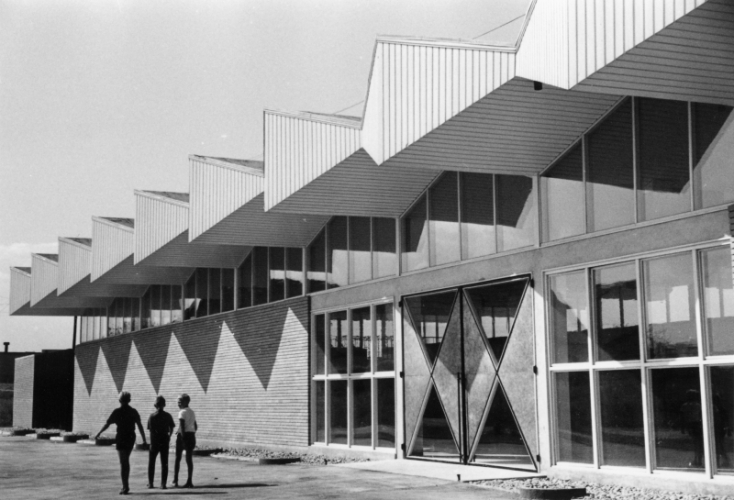 Parodų paviljonas Saku, 1964–1969 m.