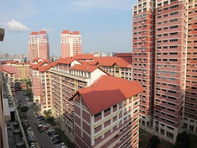 Gyvenamųjų namų statybos valdybos namai Singapūre, Bishan naujasis miestas, pastatytas 1985 m. M. Glendinningo nuotr., 2012 m.