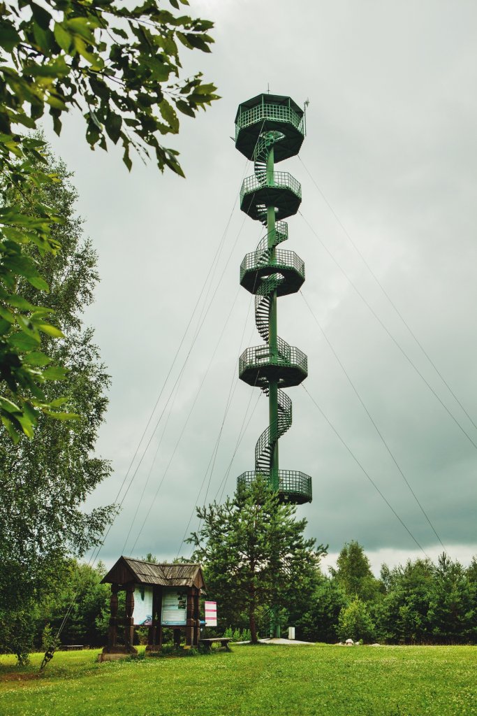 Sartų ežero (Baršėnų) apžvalgos bokštas, nuotrauka makaliauslietuva.lt